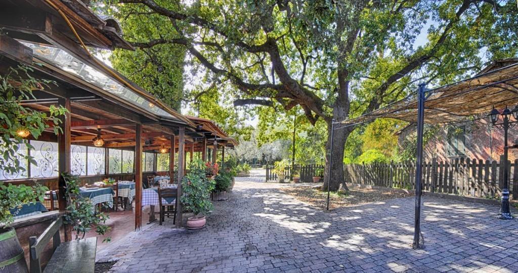 Bed and Breakfast La Vecchia Quercia Selci  Экстерьер фото